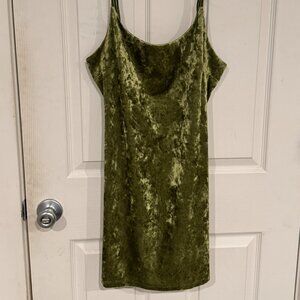 Forever 21 Green Crushed Velvet Spaghetti Strap Mini Dress